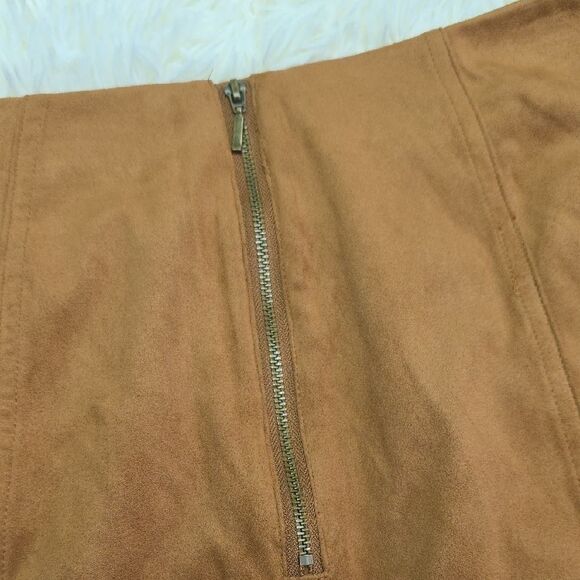 Francesca's Mi Ami Tan A-Line Faux Suade Mini Skirt Casual - Picture 5 of 6